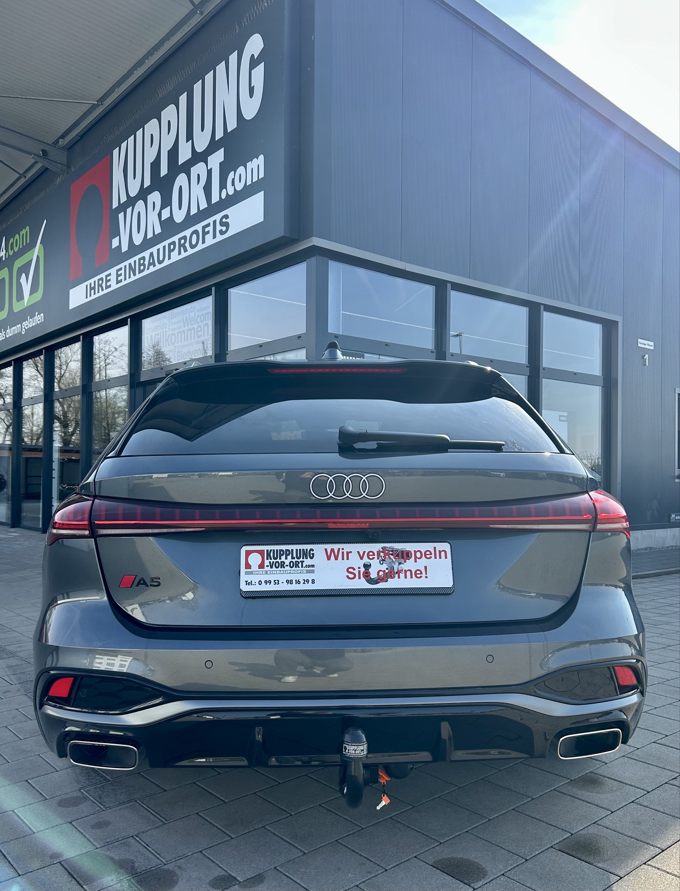 Abnehmbare Anhängerkupplung für den neuen Audi A5 Avant Typ B10